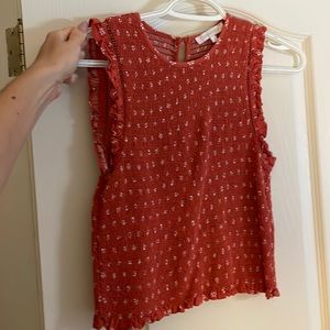 Olivaceous crinkle tank